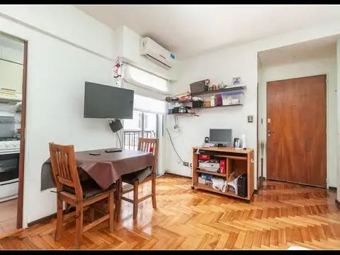 HERMOSO DEPTO EN ALQUILE AV ACOYTE Y AV RIVADAVIA