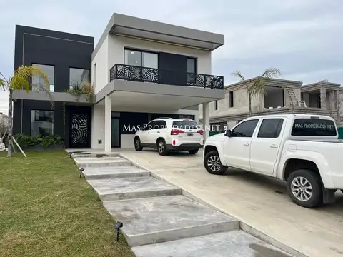 Casa en Venta en Terralagos, Canning