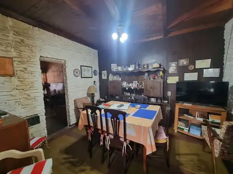 CASA A REFACCIONAR EN GUADALUPE OESTE