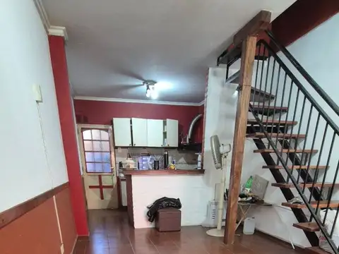 Casa 3 ambientes con 2 baños