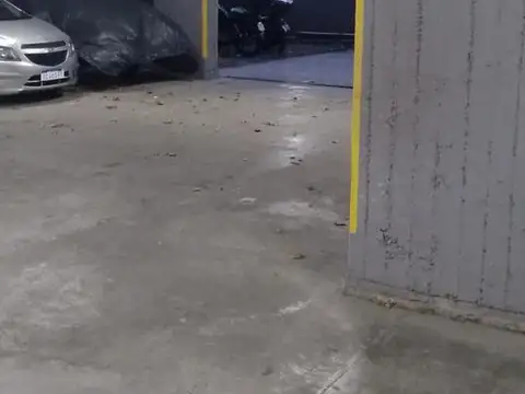 Cochera en venta - 15Mts2 - Constitución