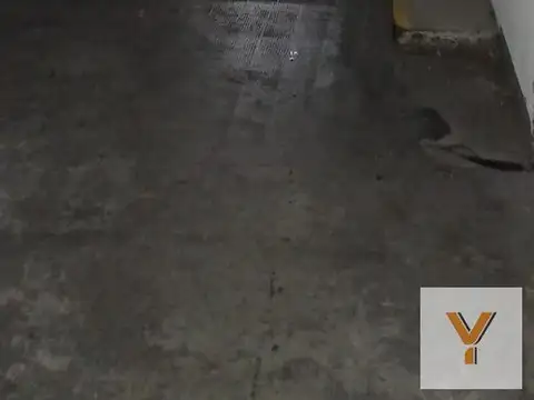 Cochera en venta - 15Mts2 - Constitución