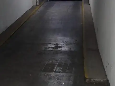 Cochera en venta - 15Mts2 - Constitución