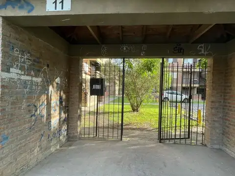 Departamento en complejo de torres