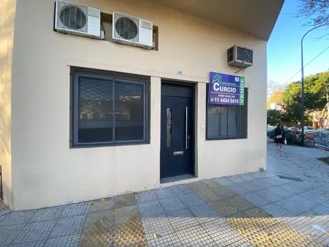 Oficina 2 ambientes con 1 baño