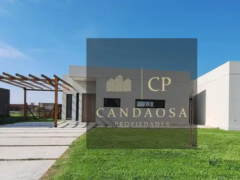 NEV.Casa al lago con salida directa y vista abierta - pilar