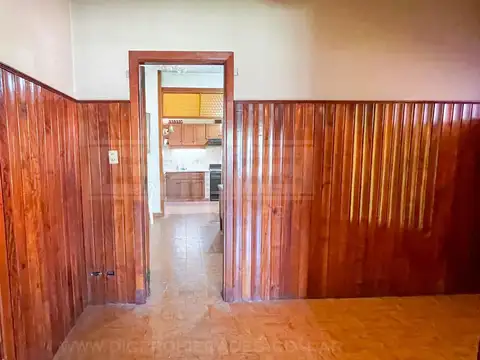 Casa 4 dormitorios Venta - Carapachay