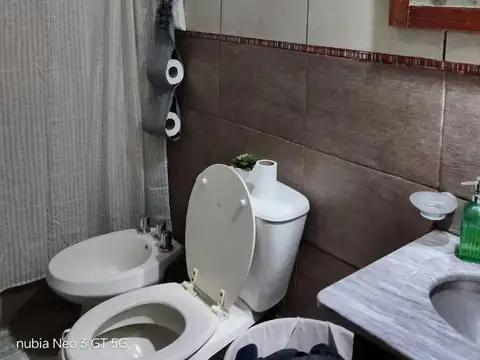 VENDO CASA 516 ENTRE 6 BIS Y 7