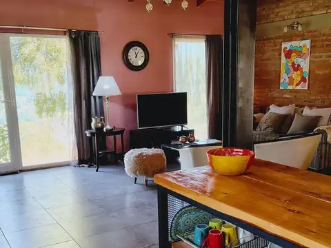 Casa en Venta en Las Golondrinas, USD 190.000