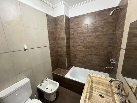 Departamento en Alquiler en Lanus Oeste, $ 450.000