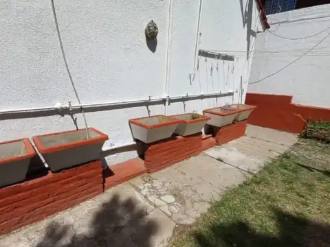 Depto Tipo Casa en Venta con 1 cocheras