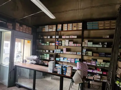 Local en Venta 70 años
