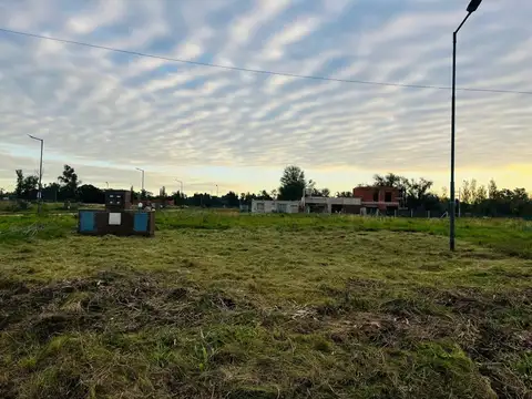 VENTA LOTE LUJÁN BARRIO SANTA TERESA 