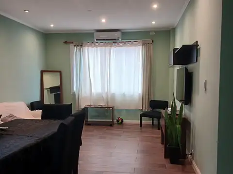 Venta semipiso reciclado 4 ambientes - Congreso - Balvanera