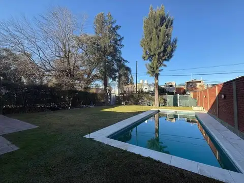 VENTA CASA MONOAMBIENTE VILLA TESEI QUINCHO CON PILETA PROXIMO ACCESO OESTE