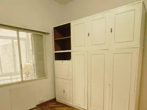 Tucuman 1600, Piso 2