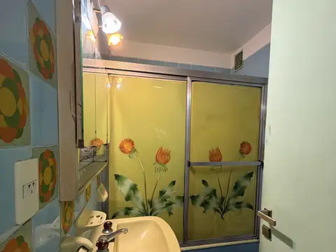 Departamento 4 ambientes con 2 baños