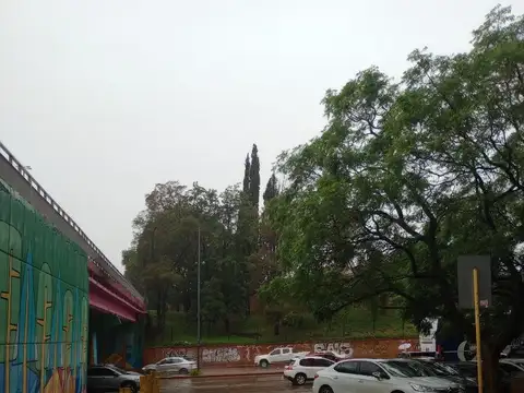 SE VENDE COCHERA CON AMPLIA BAULERA. 23M2 TOTAL. ¡NUEVA CBA!
