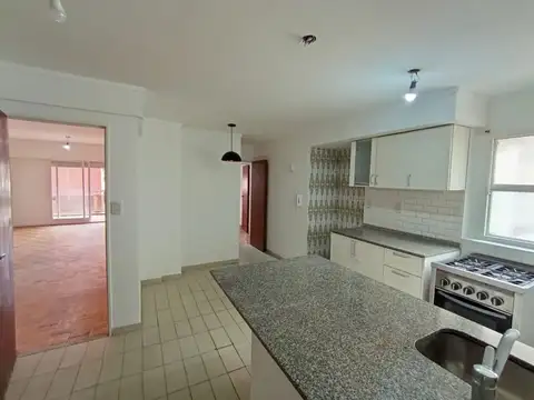 Departamento 4 ambientes con 3 baños