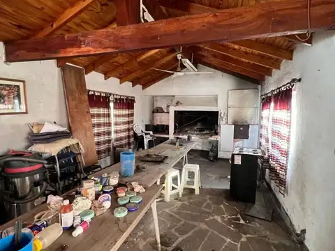 CASA QUINTA  A LA VENTA MALAVER