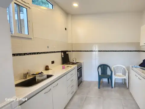 Depto Tipo Casa en Alquiler en Centro, $ 900.000