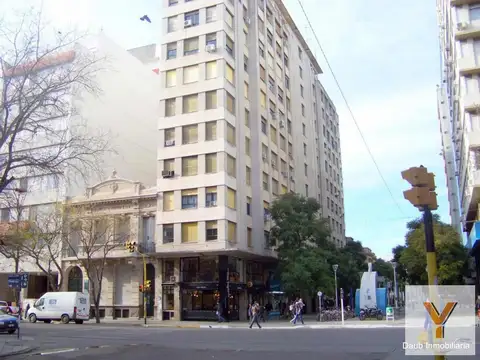 Oficina en venta - Hall 6 Oficinas 2 Baños - 120Mts2 - Bahía Blanca