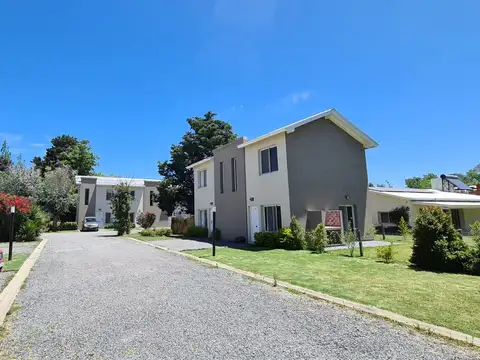 Casa en Alquiler en Villa Rosa, $ 700.000