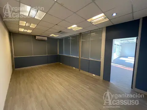 Oficina 2 ambientes con 2 baños
