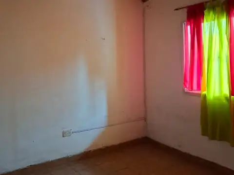 Depto Tipo Casa en Alquiler en Ituzaingo, $ 550.000