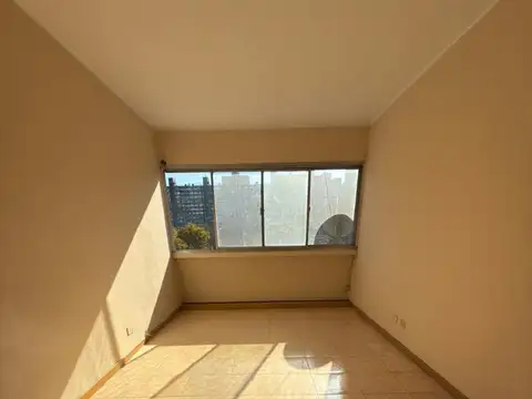 Muy Lindo Departamento, luminoso, recién pintado.