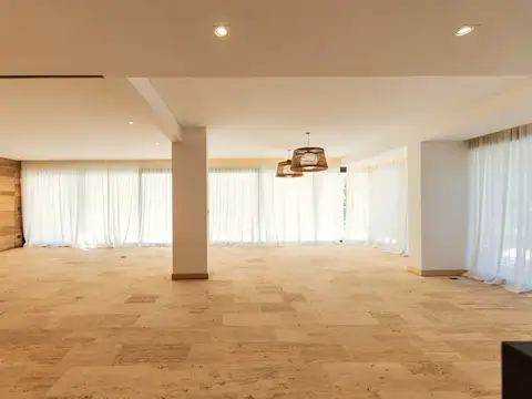 Departamento 4 ambientes con 4 baños