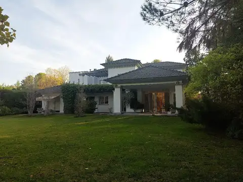 Casa en Venta de 4 dormitorios