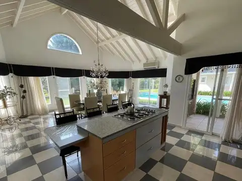 Casa en Alquiler en San Diego Country Club, USD 4.000
