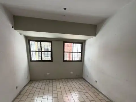 Diagonal Brown 1352 , Piso 1