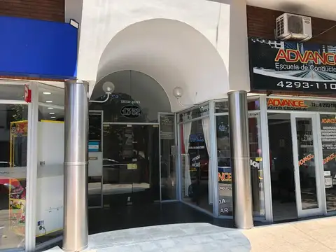 OFICINA EN ALQUILER EN MUY BUENA UBICACION 