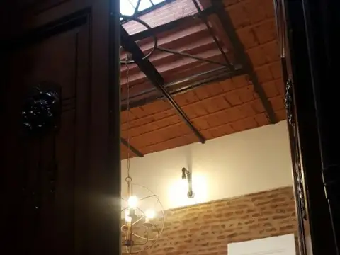 Hermoso 4 ambientes tipo Loft en San Telmo! con Terraza y parrilla!