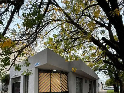 LOCALES - EN ESQUINA - BANFIELD - OESTE, GRAN BS. AS. SUR
