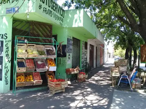 LOCALES - EN ESQUINA - BANFIELD - OESTE, GRAN BS. AS. SUR