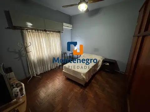 Depto Tipo Casa en Venta 50 años