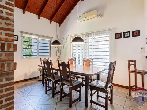 CASA EN VENTA GONNET