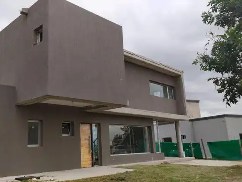 BARRIO SAN SEBASTIAN , AREA 1 LOTE 95