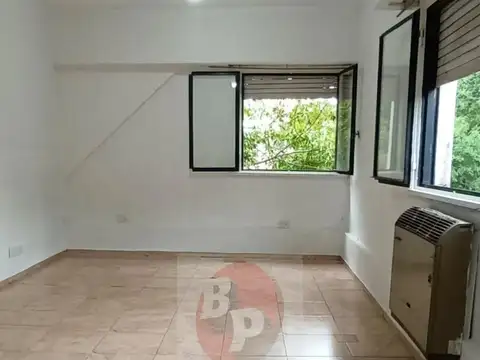 Sarandí 1300, Piso 2