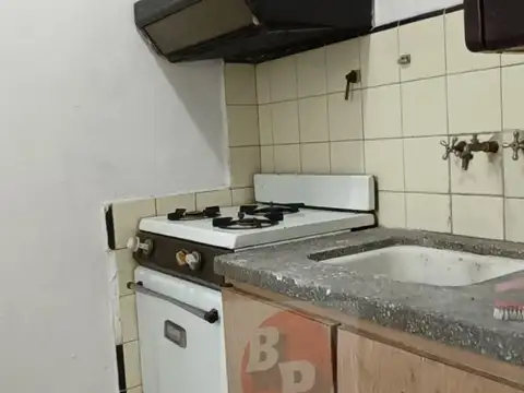 Sarandí 1300, Piso 2