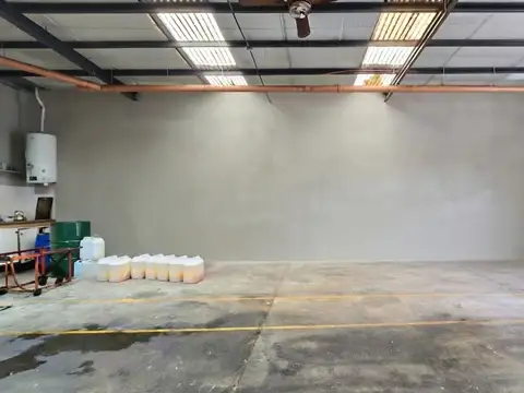 VENTA GALPON EN SAN MARTIN BUEN ACCESO A RECICLAR
