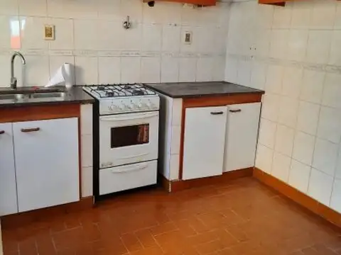 Depto Tipo Casa 3 ambientes con 1 baño