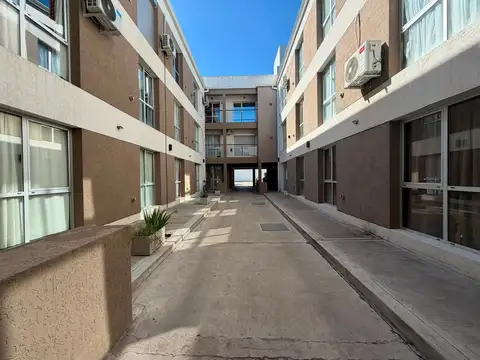 PLANTA BAJA EN BARRIO PACIFICO  