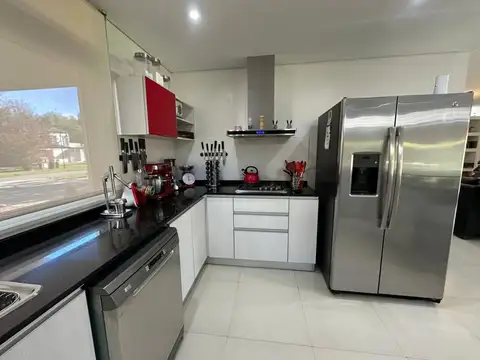 Casa en venta en Miralagos