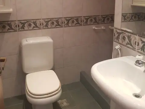 Departamento 4 ambientes con 2 baños