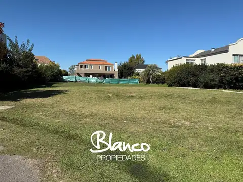 Terreno en Venta en La Lomada De Pilar, USD 500.000