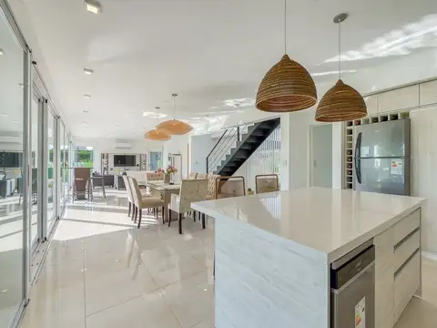 EXCELENTE  CASA  EN HARAS DEL SOL PILAR